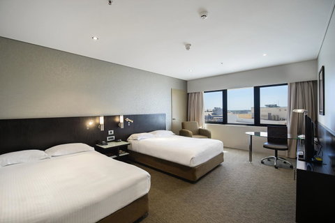 Hilton Darwin - Lennox Head Accommodation 37