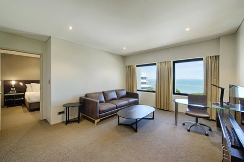 Hilton Darwin - Lennox Head Accommodation 12