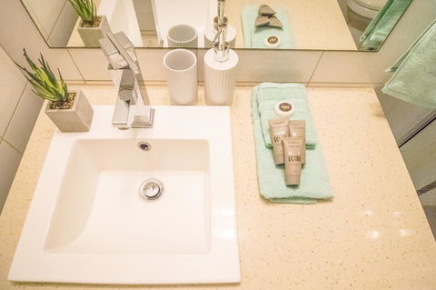 ZEN QUEST - The NOMADS PAD Near Nightcliff Markets & Sunset Foreshore - Lennox Head Accommodation 20