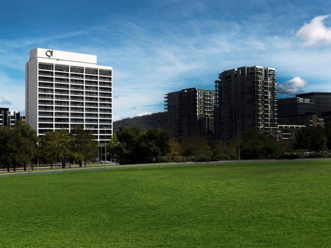 QT Canberra - Lennox Head Accommodation 16
