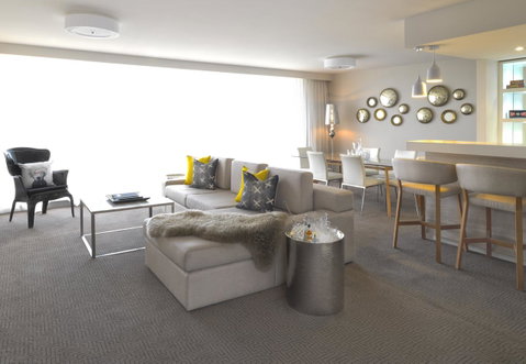 QT Canberra - Lennox Head Accommodation 24