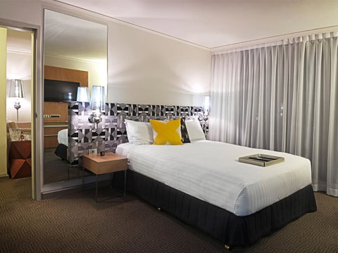 QT Canberra - Lennox Head Accommodation 8