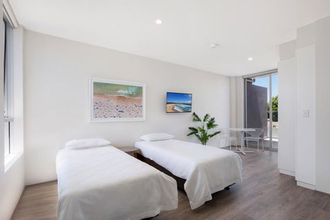 Bondi Beach Studio Penthouse Suite + Balcony - Lennox Head Accommodation 1