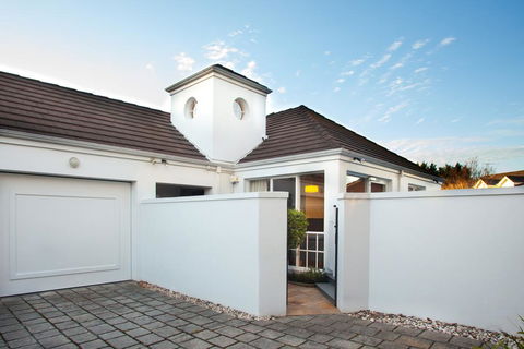 Brighton House - Lennox Head Accommodation 0