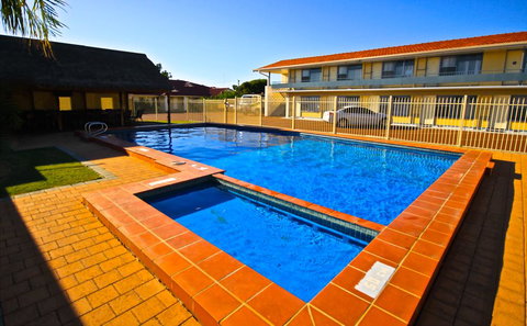 Bunbury Motel - Lennox Head Accommodation 0