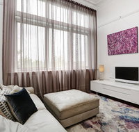 By George Super cool St Kilda loft - Lennox Head Accommodation