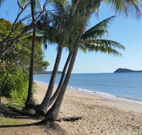 Cairns Northern Beaches Holiday Retreat - Lennox Head Accommodation