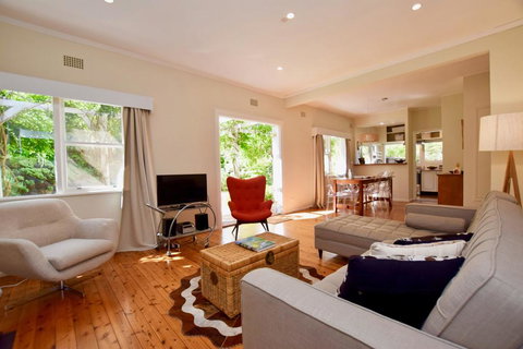 Calamandah House Of Blackheath - Lennox Head Accommodation 2