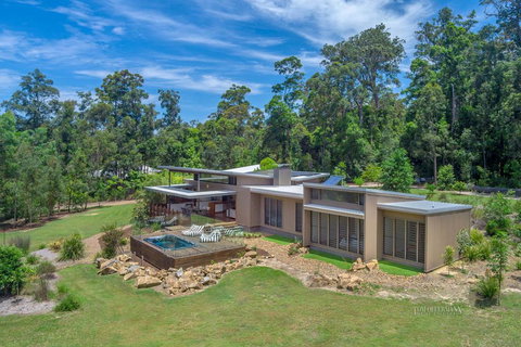 Calanthe Acreage - Doonan - Lennox Head Accommodation 0
