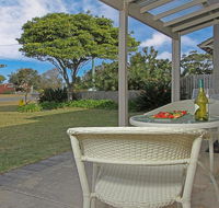Callala Beach Cottage - charm and character - Lennox Head Accommodation