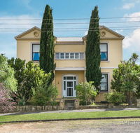 Campbell House - Lennox Head Accommodation