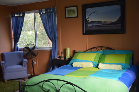 Capertee Valley Farmstays: Glenbrook Cottage - Lennox Head Accommodation 1