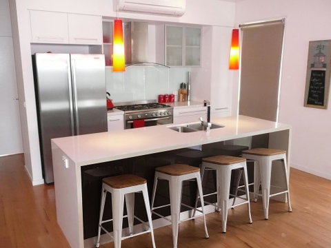 Captain's Cottage - Lennox Head Accommodation 1