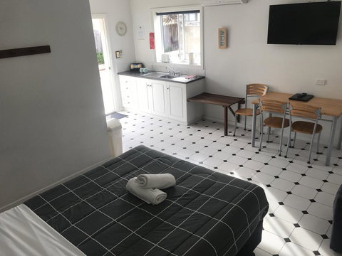 Clearwater Motel Apartments - Lennox Head Accommodation 2