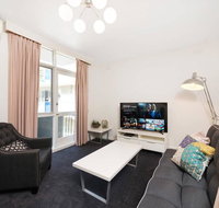 Close St Kilda Commercial Hub and Melbourne Centre - Lennox Head Accommodation