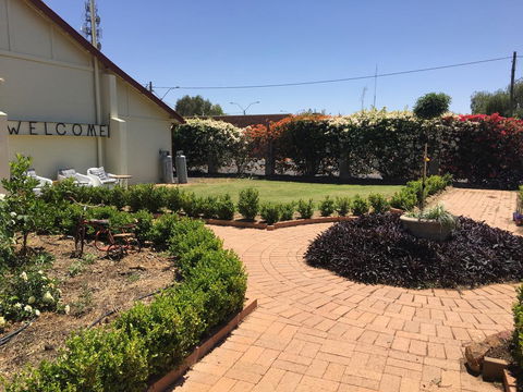 Club Boutique Hotel Cunnamulla - Lennox Head Accommodation 1