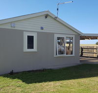 Cockle Shell - Lennox Head Accommodation