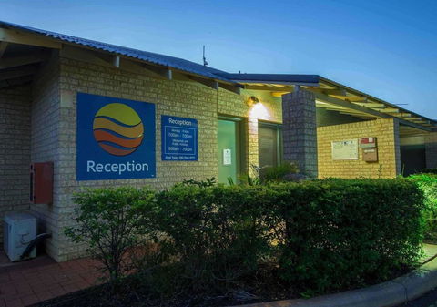 Comfort Inn & Suites Karratha - Lennox Head Accommodation 3