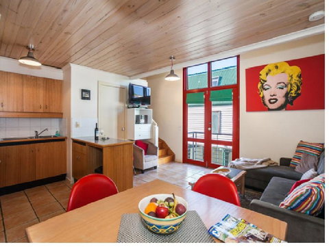 Cora Lynn - Apartment 18 - Lennox Head Accommodation 1