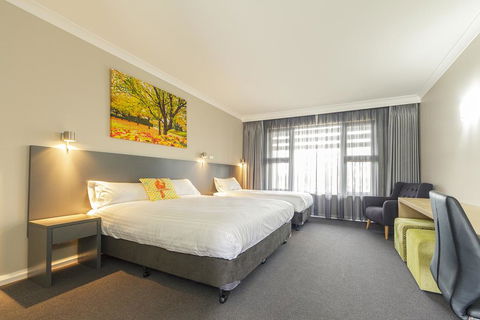Cowra Services Club Motel - Lennox Head Accommodation 2