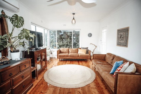 Craypot Cottage Port Campbell - Lennox Head Accommodation 0