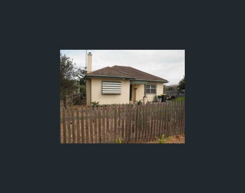 Daisy Cottage On Duke - Lennox Head Accommodation 1