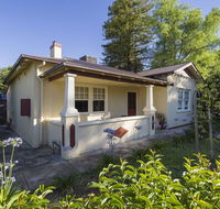 Darling House Castlemaine - Lennox Head Accommodation