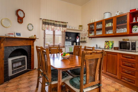 Dillons Cottage - Lennox Head Accommodation 2
