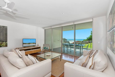 DIRECT BEACH ACCESS - 3 BED APART - CABARITA BEACH - Lennox Head Accommodation 1