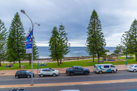 Dive Hotel - Lennox Head Accommodation 2