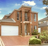Elegant Glen House 4B5B ParkFront - Lennox Head Accommodation