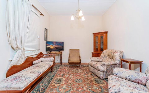 Eliza 1875 Red Brick Duplex Townhouse - Lennox Head Accommodation 2