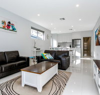 Ella House Adelaide - Lennox Head Accommodation
