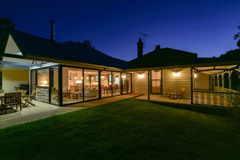 Elm Tree Lodge Beechworth - Lennox Head Accommodation 0