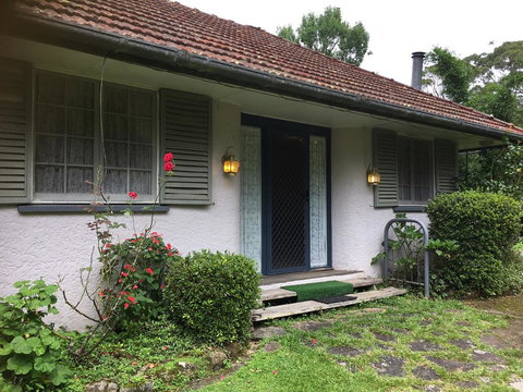 English Gardens - Garden Cottage - Lennox Head Accommodation 1