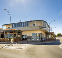 Esplanade Hotel Adelaide - Lennox Head Accommodation