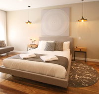 EVOLVE Near Adelaide CBD - Netflix / Wine / Lock up Garage - Lennox Head Accommodation