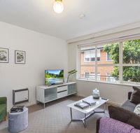 Family-friendly apartment in green Glen Iris