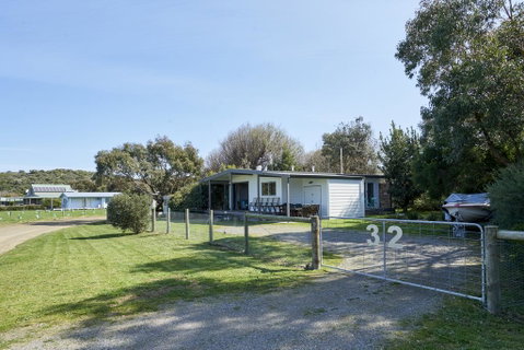 Far View - Lennox Head Accommodation 3