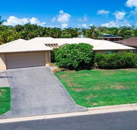 Frangipani Hideaway - Lennox Head Accommodation