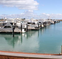 Geraldton Holiday Unit - Lennox Head Accommodation