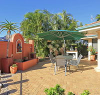 Golden Cane Bed  Breakfast - Lennox Head Accommodation