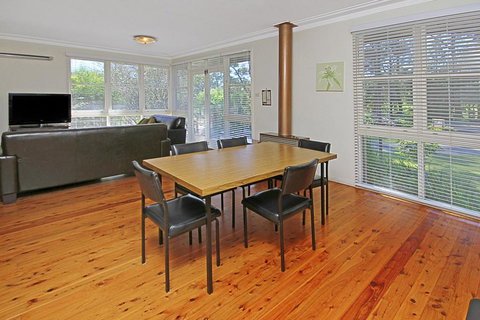 GOLF 39 MOLLYMOOK BEACH - Lennox Head Accommodation 1