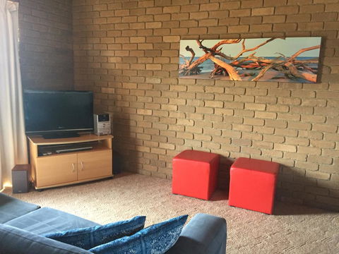 Gowings Of Mallacoota - Lennox Head Accommodation 1