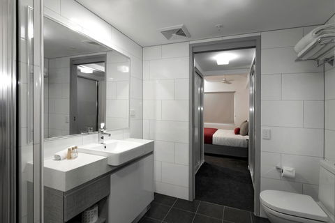 H On Mitchell Apartment Hotel - Lennox Head Accommodation 2