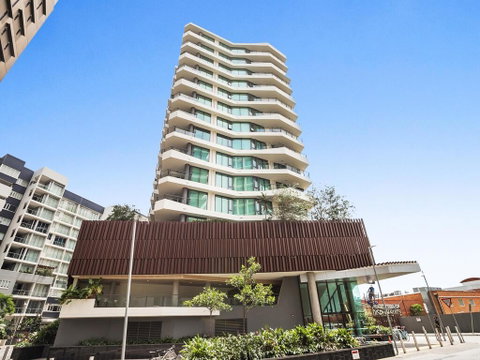 HARBOURSIDE- Hosted By: L'Abode Accommodation - Lennox Head Accommodation 3