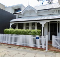 Heritage Luxury 3BR Cottage on Halifax - Lennox Head Accommodation