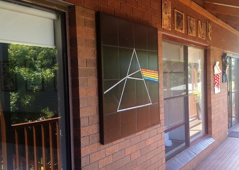 High On Penguin - Lennox Head Accommodation 2