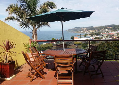 High On Penguin - Lennox Head Accommodation 0