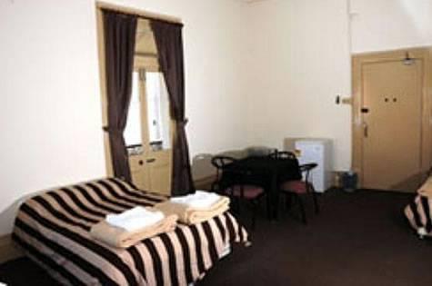 Hotel Metropolitan - Lennox Head Accommodation 2